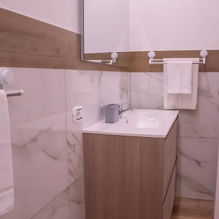 Modern House Vista Mare Frühstückspension