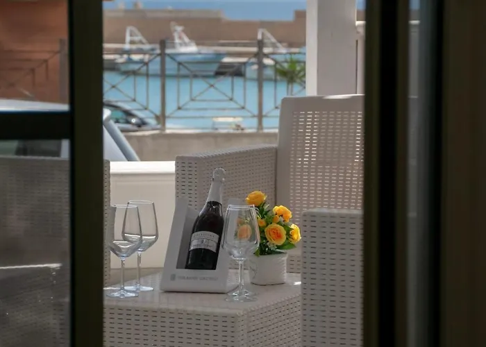 Alojamento de Acomodação e Pequeno-almoço Modern House Vista Mare 3*